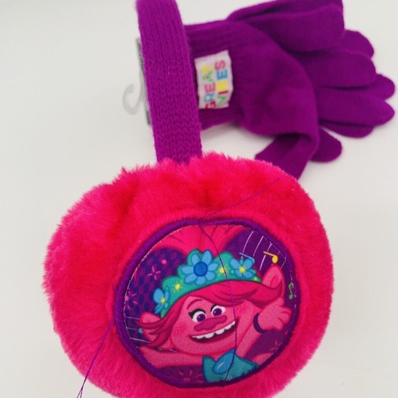 Dream Works Trolls World Tour Girls Red and Pink Earmuff and Gloves Set NEW - Picture 3 of 4